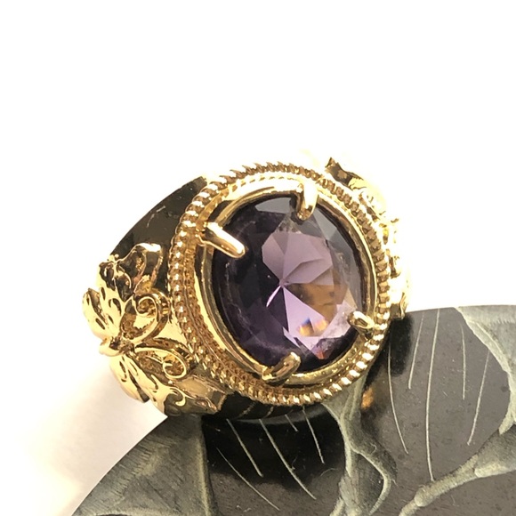 Jewelry - 🔘5 For 25$🔘Beautiful Golden Butterfly Ring